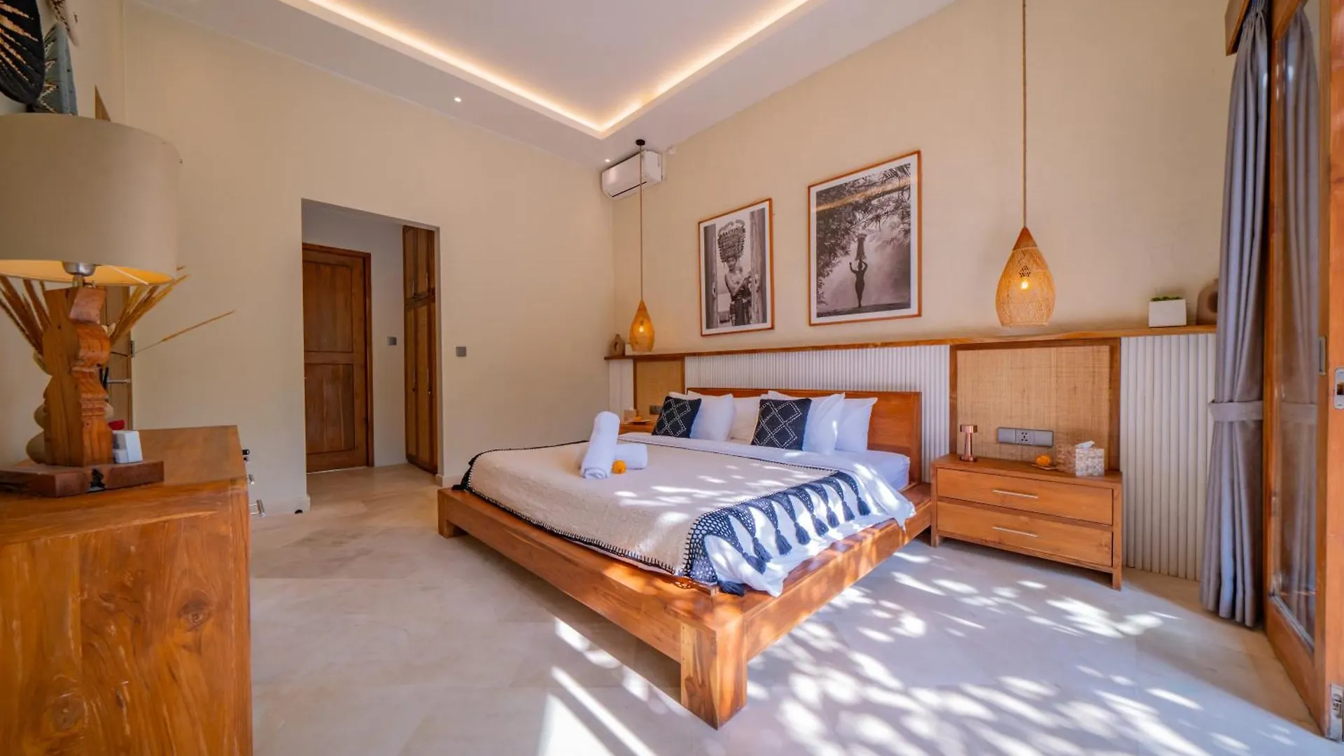 Vila Luxury Balinese Oasis With Private Pool - 2 Br Kerobokan 0*,